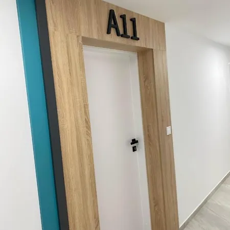 Kapitanska A11 *